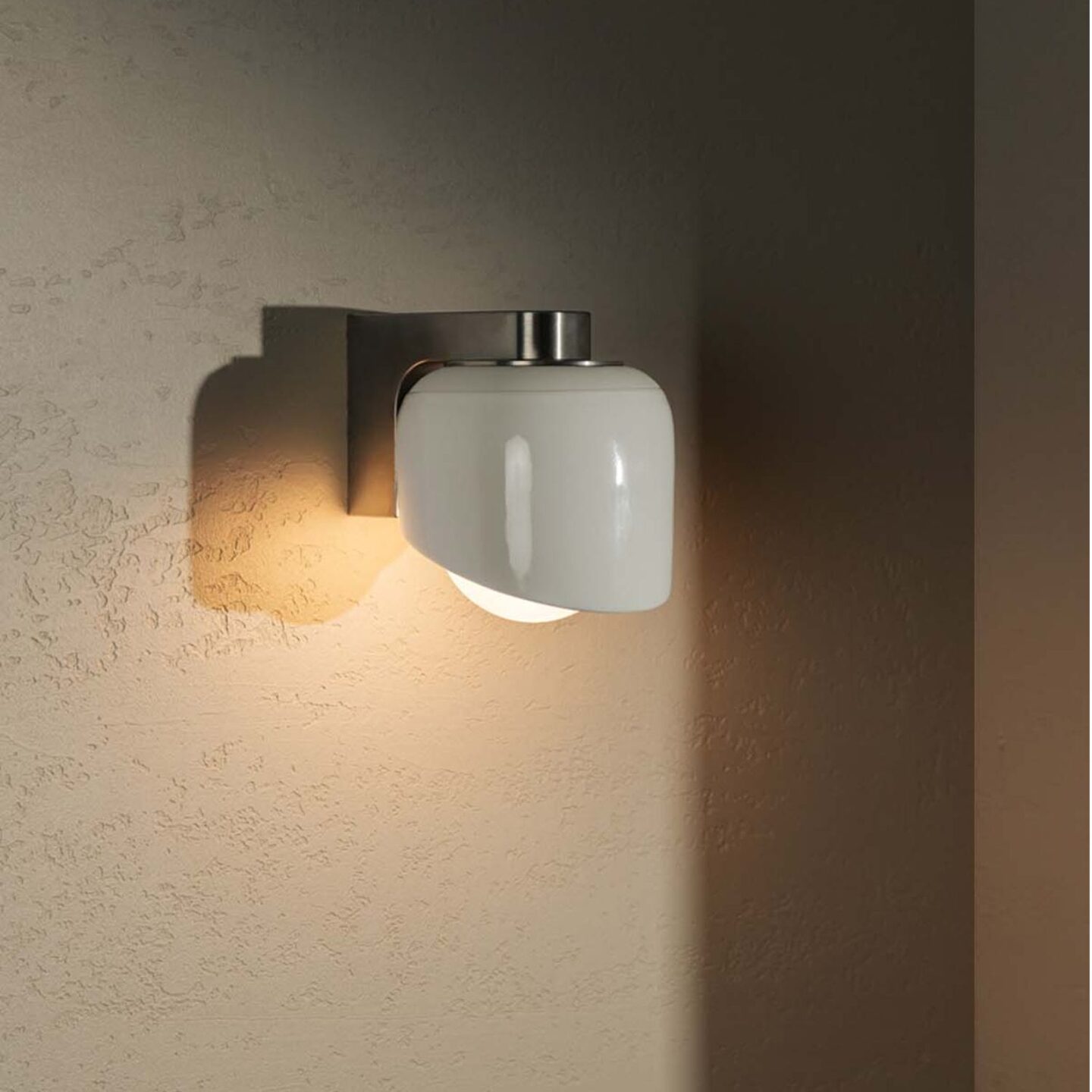 Terra 0.5 Wall Light Vanilla, Brushed Nickel